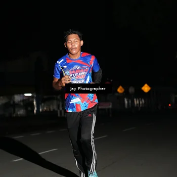Runner Photo 6064014