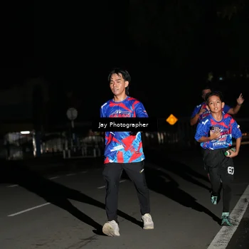 Runner Photo 6064030