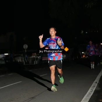 Runner Photo 6064047