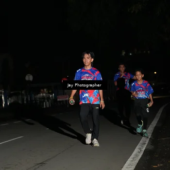Runner Photo 6064056