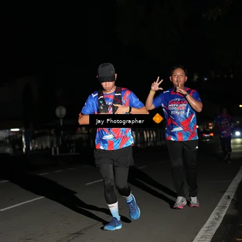 Runner Photo 6064057