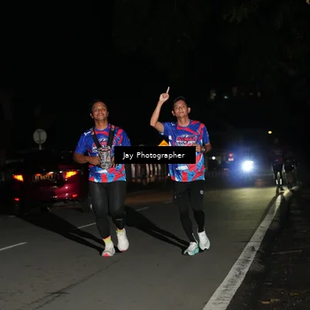 Runner Photo 6064064