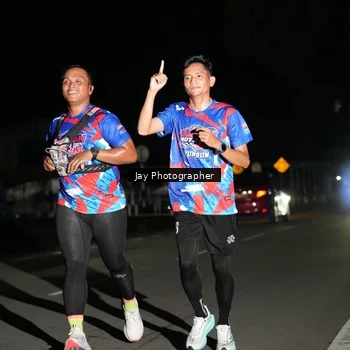Runner Photo 6064066