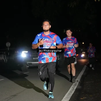 Runner Photo 6064069