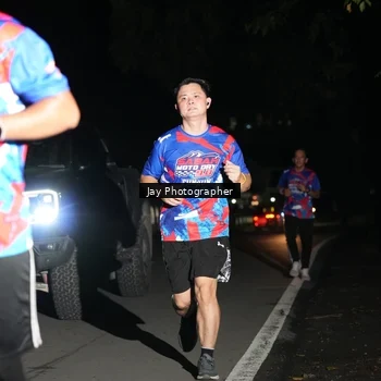 Runner Photo 6064072