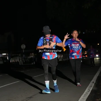 Runner Photo 6064073