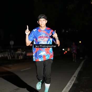 Runner Photo 6064084