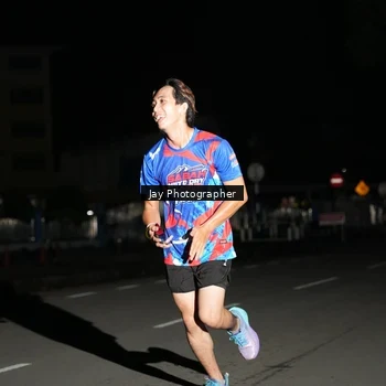 Runner Photo 6064086