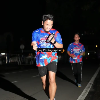 Runner Photo 6064089