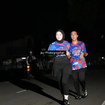 Runner Photo 6064094