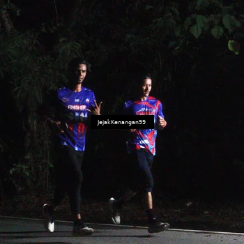 Runner Photo 6064119