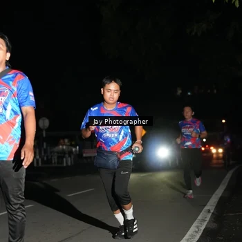 Runner Photo 6064122