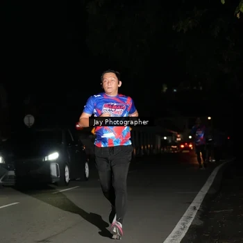 Runner Photo 6064123