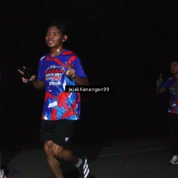 Runner Photo 6064128