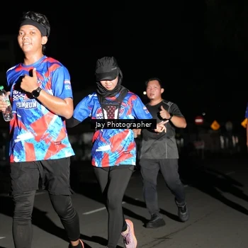 Runner Photo 6064134