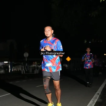 Runner Photo 6064146