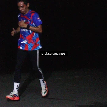 Runner Photo 6064149