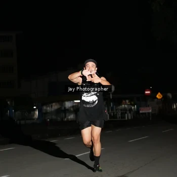 Runner Photo 6064153