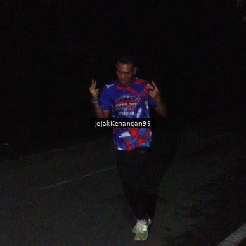 Runner Photo 6064156