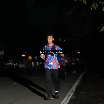 Runner Photo 6064162
