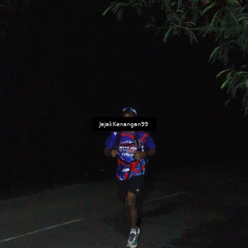 Runner Photo 6064177
