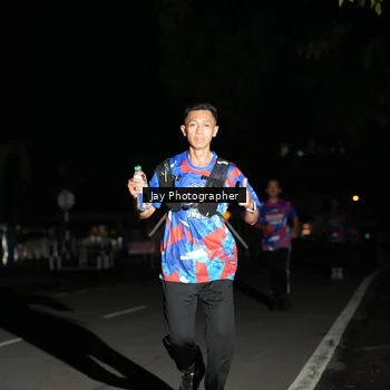 Runner Photo 6064181