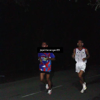 Runner Photo 6064191