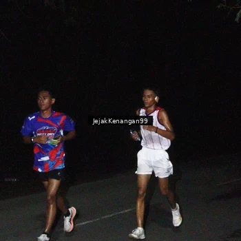 Runner Photo 6064196