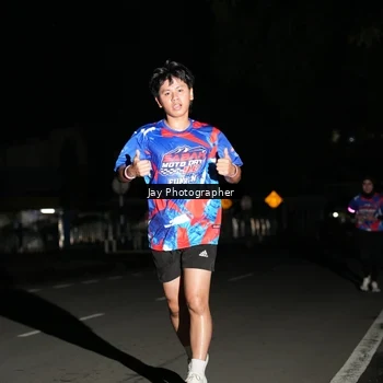 Runner Photo 6064197