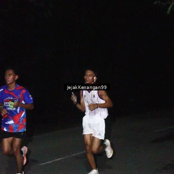 Runner Photo 6064198