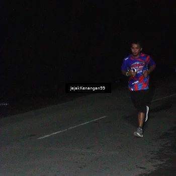 Runner Photo 6064216