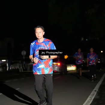 Runner Photo 6064222