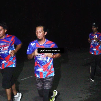 Runner Photo 6064228