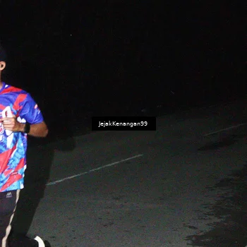 Runner Photo 6064244