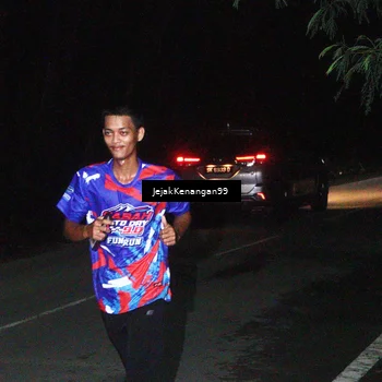 Runner Photo 6064260