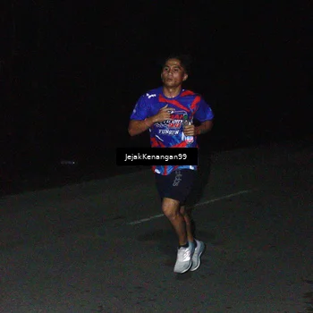 Runner Photo 6064269