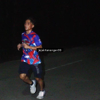 Runner Photo 6064274