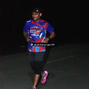 Runner Photo 6064293