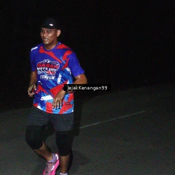 Runner Photo 6064295