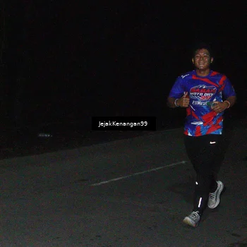 Runner Photo 6064296