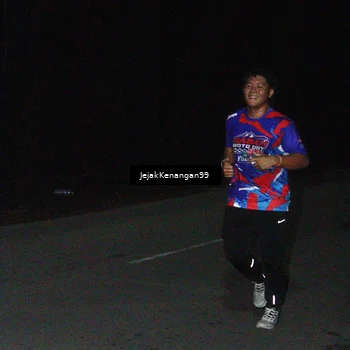Runner Photo 6064297