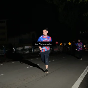 Runner Photo 6064301
