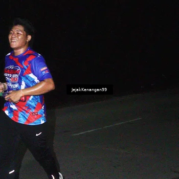 Runner Photo 6064308
