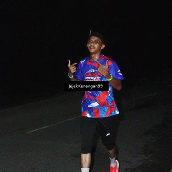 Runner Photo 6064314