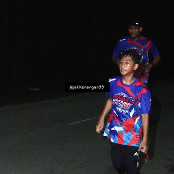Runner Photo 6064315