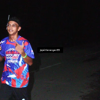 Runner Photo 6064320
