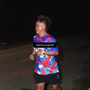 Runner Photo 6064324
