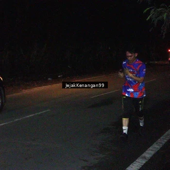 Runner Photo 6064334