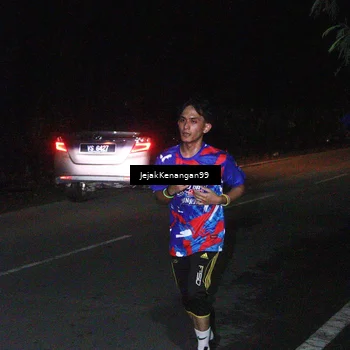 Runner Photo 6064343