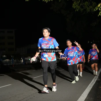 Runner Photo 6064346
